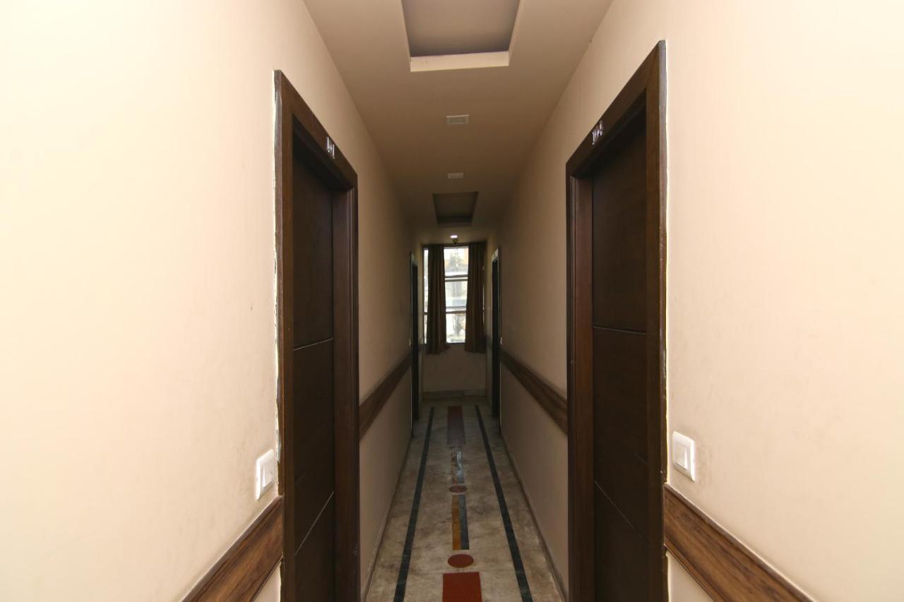 Hotel Merry Gold Neu-Delhi Exterior foto