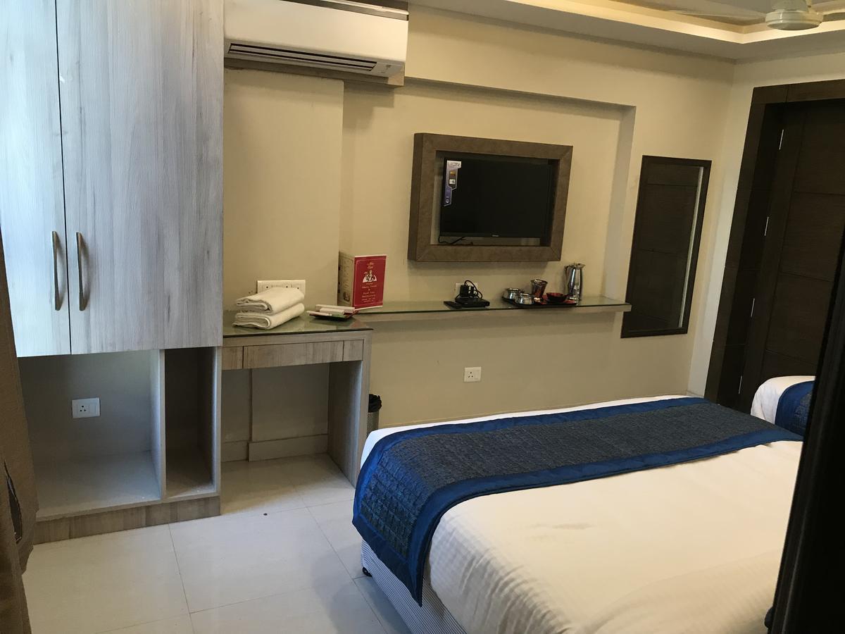 Hotel Merry Gold Neu-Delhi Exterior foto