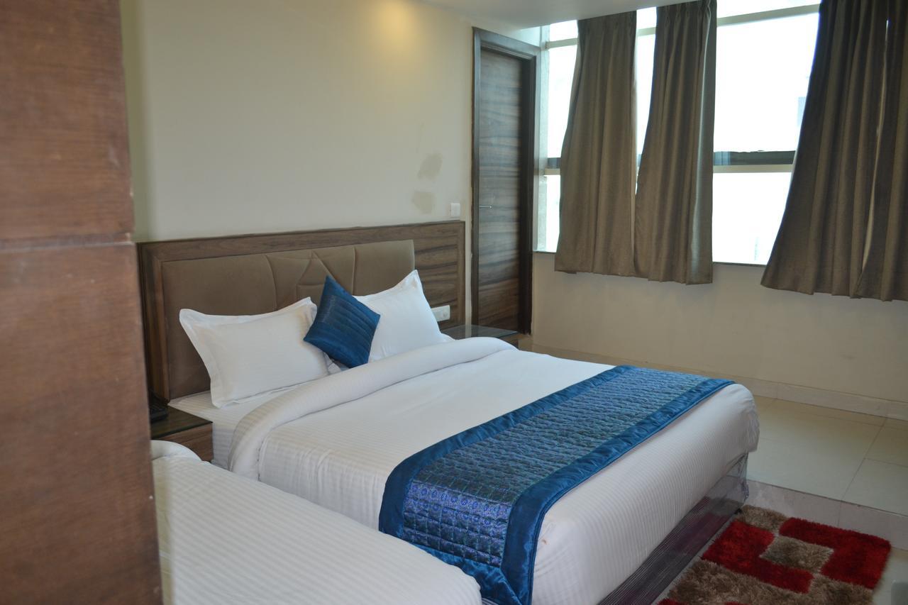 Hotel Merry Gold Neu-Delhi Exterior foto